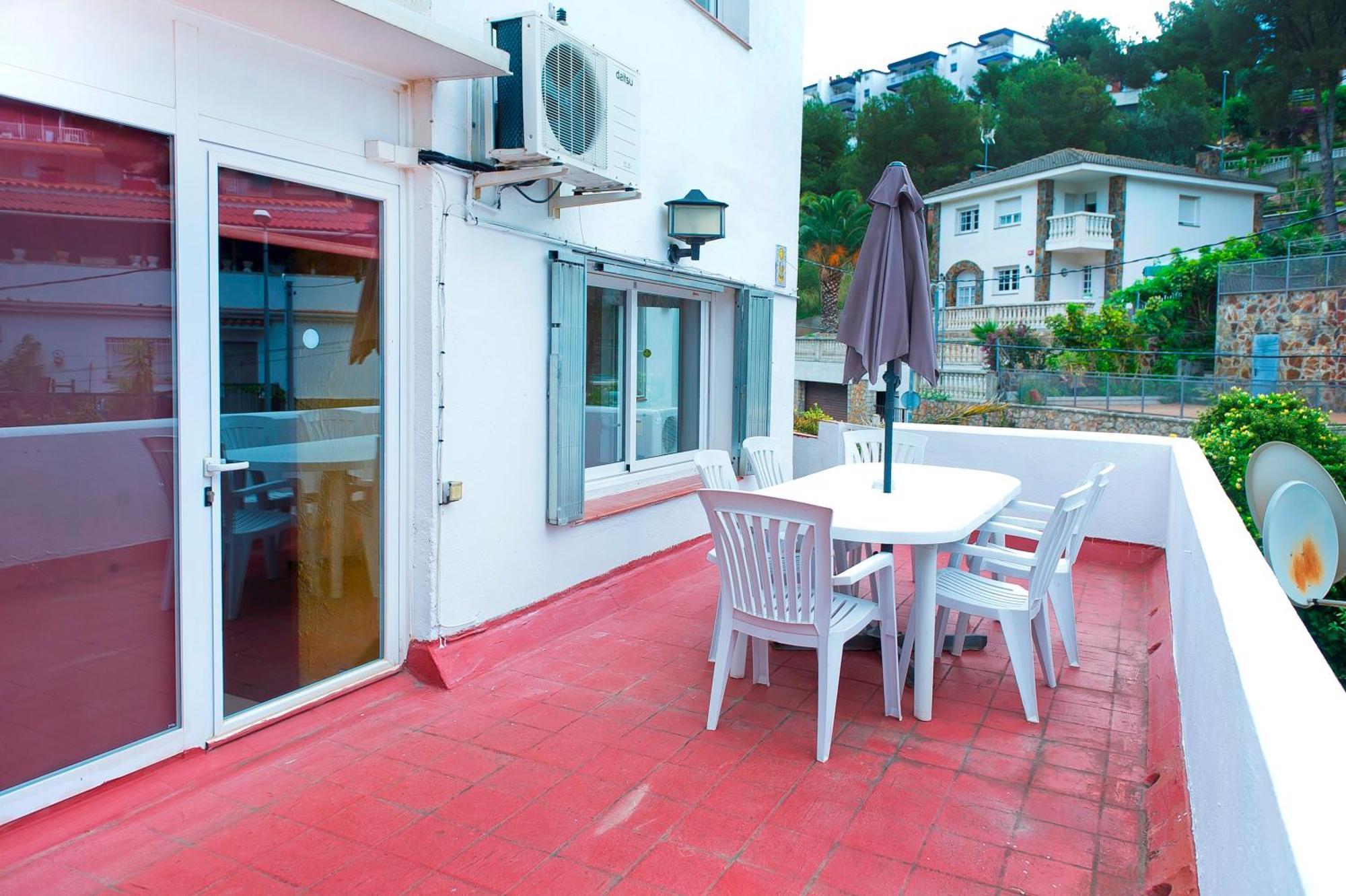 Verdaguer Home Кастельдефельс Экстерьер фото